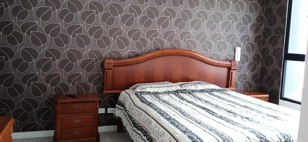 Excepcional Apartamento Cerca De Todo Quito 0*,